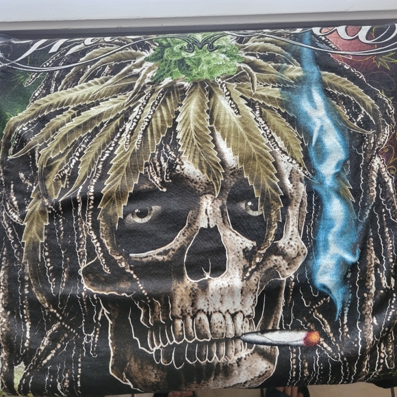 Black Graphic Men's Shirt. C28 - Picture 9 of 11